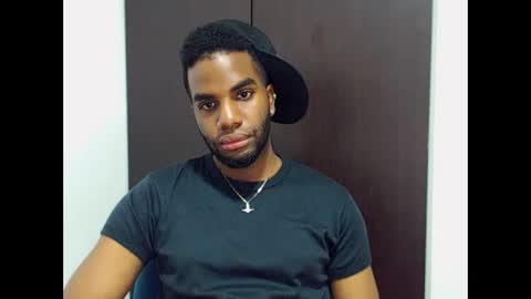 Snapshot of rene_hotman chatting on 09-30-25, 09:09 Rene online show from 09-30-25, 09:09