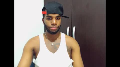 Snapshot of rene_hotman chatting on 10-01-25, 09:10 Rene online show from 10-01-25, 09:10