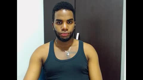 Snapshot of rene_hotman chatting on 10-05-25, 08:07 Rene online show from 10-05-25, 08:07