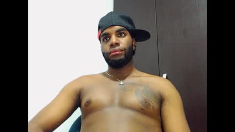 Snapshot of rene_hotman chatting on 10-07-25, 12:30 Rene online show from 10-07-25, 12:30