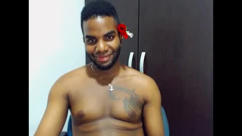 Snapshot of rene_hotman chatting on 10-22-25, 10:53 Rene online show from 10-22-25, 10:53