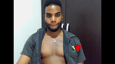 Snapshot of rene_hotman chatting on 11-15-25, 11:32 Rene online show from 11-15-25, 11:32