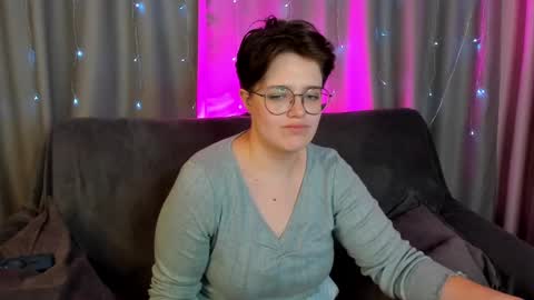 renee_turner online show from 12-28-24, 07:33