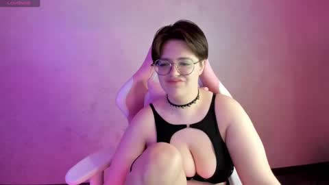 renee_turner online show from 01-15-25, 09:30