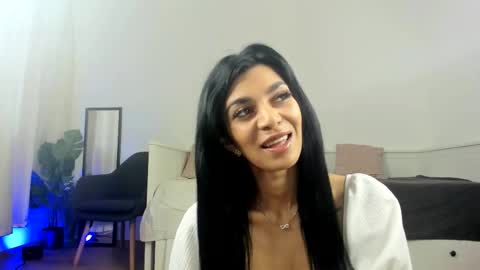 Rena online show from 03-25-26, 05:13