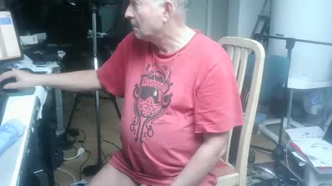 renefr online show from 12-19-25, 09:38