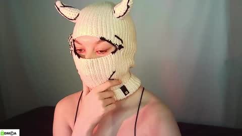 Renesme White Im here from Monday to Friday online show from 05-07-26, 02:28