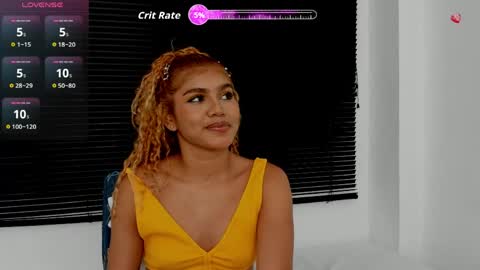 Snapshot of rennatta_sx chatting on 05-14-26, 04:19 Renata online show from 05-14-26, 04:19