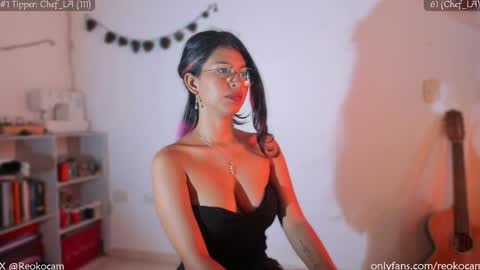 Snapshot of reoko_ chatting on 05-16-26, 08:07 Reoko online show from 05-16-26, 08:07