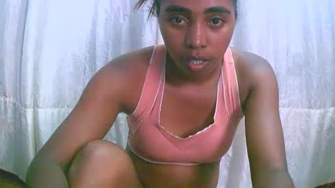 Snapshot of rephaleta chatting on 12-10-24, 10:38 Rephaleta online show from 12-10-24, 10:38