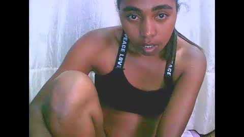Snapshot of rephaleta chatting on 12-13-24, 11:55 Rephaleta online show from 12-13-24, 11:55
