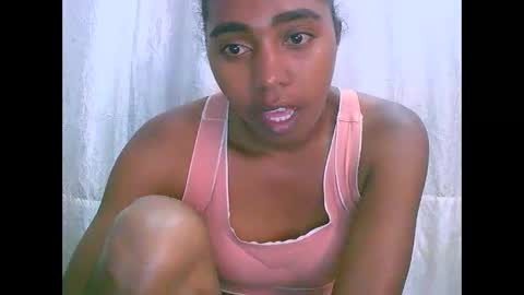 Snapshot of rephaleta chatting on 12-18-24, 06:53 Rephaleta online show from 12-18-24, 06:53