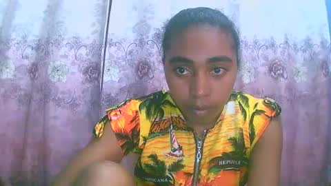Snapshot of rephaleta chatting on 01-29-25, 05:51 Rephaleta online show from 01-29-25, 05:51