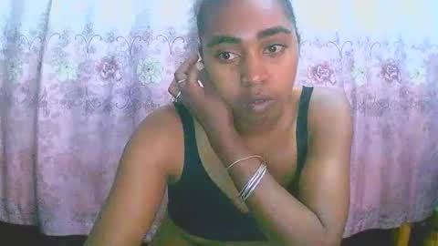 Snapshot of rephaleta chatting on 02-04-25, 06:36 Rephaleta online show from 02-04-25, 06:36