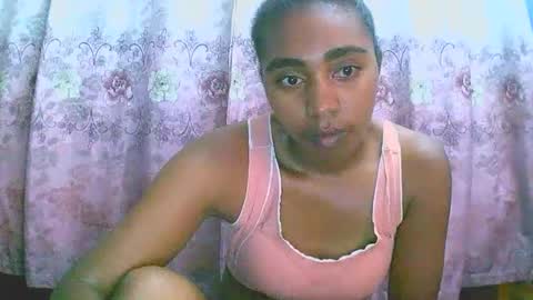 Snapshot of rephaleta chatting on 02-10-25, 10:42 Rephaleta online show from 02-10-25, 10:42