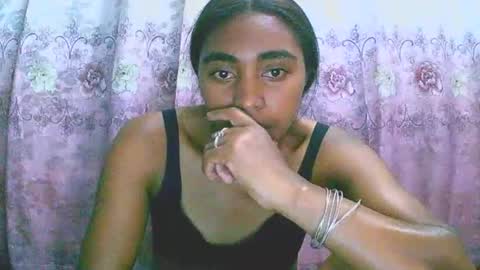 Snapshot of rephaleta chatting on 02-17-25, 10:18 Rephaleta online show from 02-17-25, 10:18