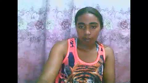 Snapshot of rephaleta chatting on 02-18-25, 10:16 Rephaleta online show from 02-18-25, 10:16