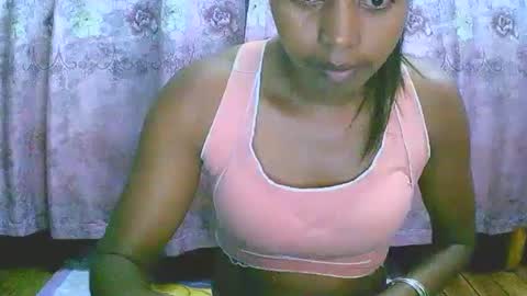 Snapshot of rephaleta chatting on 02-20-25, 10:27 Rephaleta online show from 02-20-25, 10:27