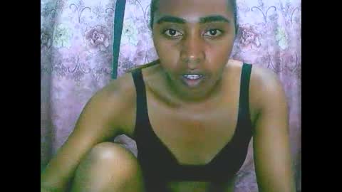 Snapshot of rephaleta chatting on 02-24-25, 10:48 Rephaleta online show from 02-24-25, 10:48