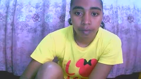 Snapshot of rephaleta chatting on 09-13-25, 06:13 Rephaleta online show from 09-13-25, 06:13