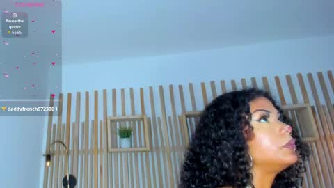 Snapshot of reshi_hevss chatting on 06-06-26, 04:06 Reshi Hevss online show from 06-06-26, 04:06