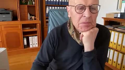 reteid online show from 04-11-26, 01:37