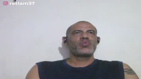 Snapshot of retlam37 chatting on 04-23-26, 03:41 Walter online show from 04-23-26, 03:41