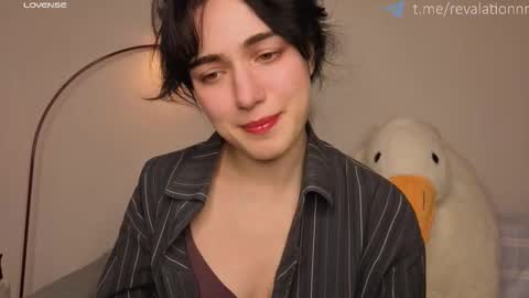 Ewiwi online show from 11-17-25, 04:35