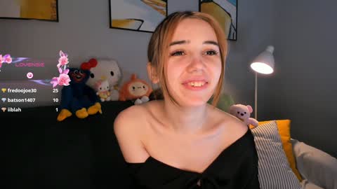 Elin online show from 12-08-24, 04:25