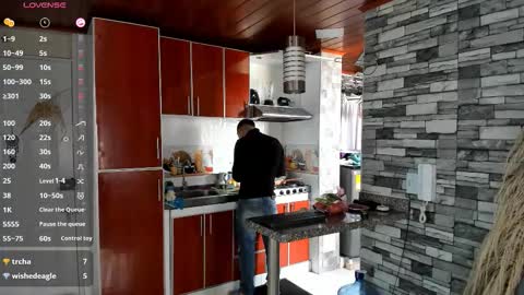 Snapshot of rey_masterhot chatting on 10-14-25, 06:42 reymasterhot online show from 10-14-25, 06:42