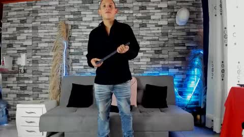 Snapshot of rey_masterhot chatting on 10-20-25, 08:31 reymasterhot online show from 10-20-25, 08:31