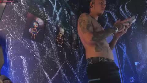 Rey online show from 10-10-25, 01:59