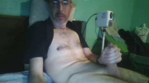 reyes_albert2006 online show from 12-02-24, 03:47