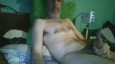 reyes_albert2006 online show from 02-18-25, 06:15