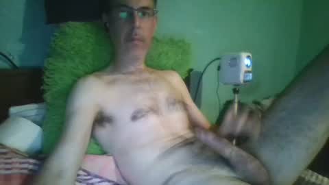 reyes_albert2006 online show from 04-13-26, 06:19