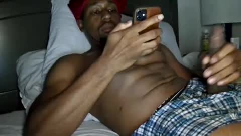 Taye online show from 06-10-26, 10:36
