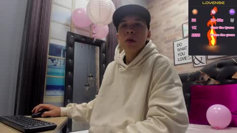 Rhaegal online show from 02-08-25, 01:33