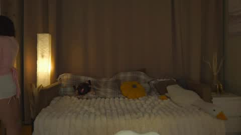 Snapshot of rhebageigel chatting on 03-28-26, 06:29 Nanami online show from 03-28-26, 06:29