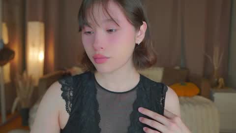 Snapshot of rhebageigel chatting on 04-14-26, 06:14 Nanami online show from 04-14-26, 06:14