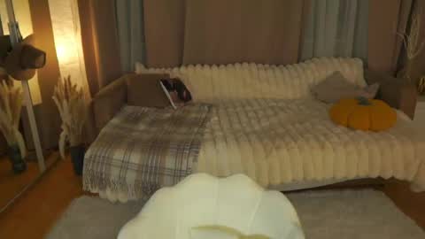 Snapshot of rhebageigel chatting on 04-27-26, 06:17 Nanami online show from 04-27-26, 06:17