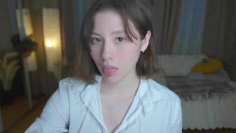 Snapshot of rhebageigel chatting on 05-14-26, 06:15 Nanami online show from 05-14-26, 06:15
