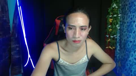 rhianesassy online show from 02-11-25, 11:54