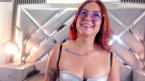 rhosyn_reyes online show from 12-07-24, 07:21