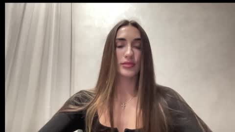 ri_rey online show from 09-17-25, 08:21