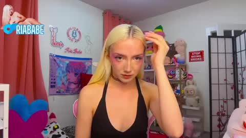 ria  online show from 05-07-26, 03:23