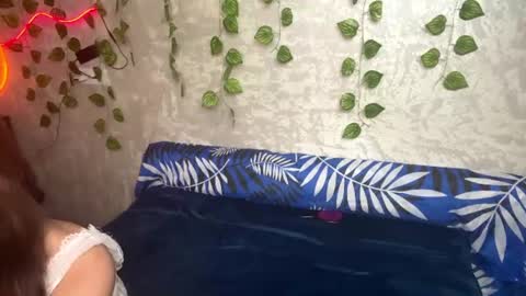 riana_razz online show from 08-05-26, 08:55