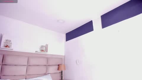 Riana online show from 01-16-25, 06:25