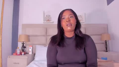 Riana online show from 01-18-25, 10:28