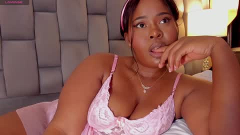 Riana online show from 01-27-25, 07:14