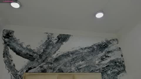 Riana online show from 10-11-25, 07:23